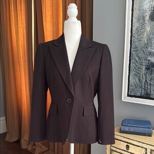 Tahari Elegant Black Women's Blazer